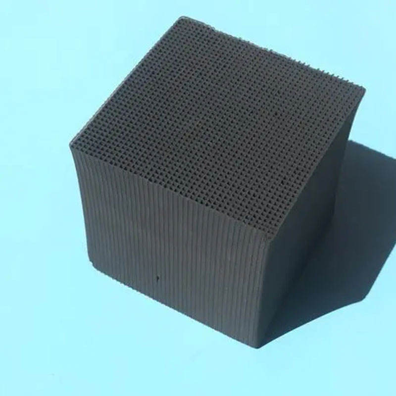 山西晉城蜂窩活性炭一立方重量是多少與材質(zhì)和防水性有關(guān)系法