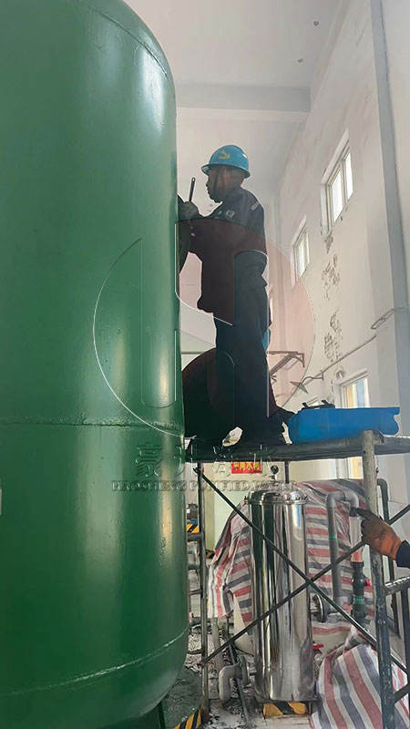 1678863509136225.jpg 活性炭填裝1.jpg