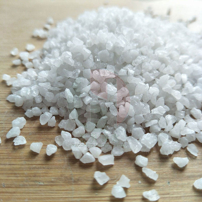 豪升凈水環(huán)保材料鹽酸可溶率是水處理石英砂濾料非常重要的指標(biāo)