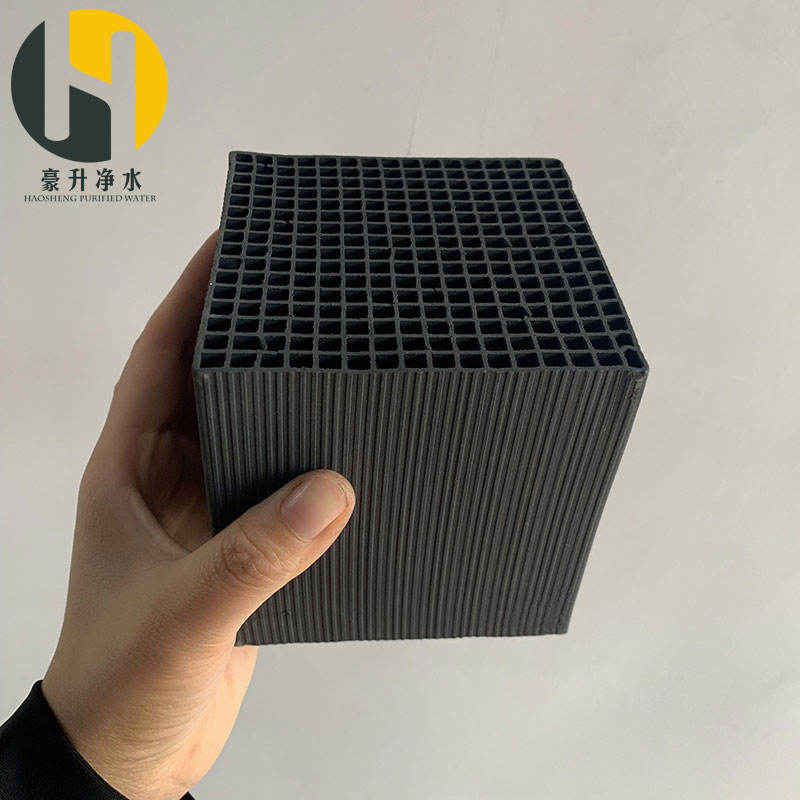 廣西防水型蜂窩活性炭規(guī)格10x10x10m多少錢一立方/56箱
