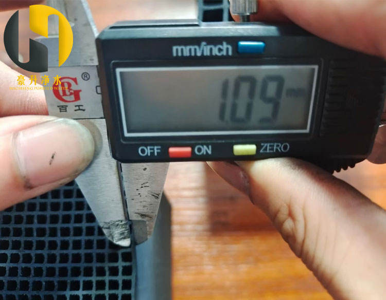 防水型蜂窩活性炭吸附系統(tǒng)風(fēng)機(jī)出口對(duì)風(fēng)量的影響