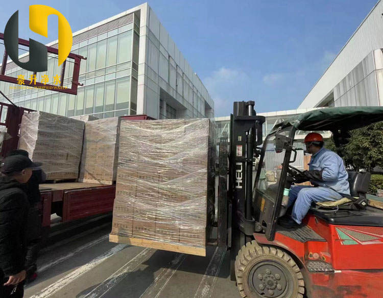 蜂窩活性炭裝車